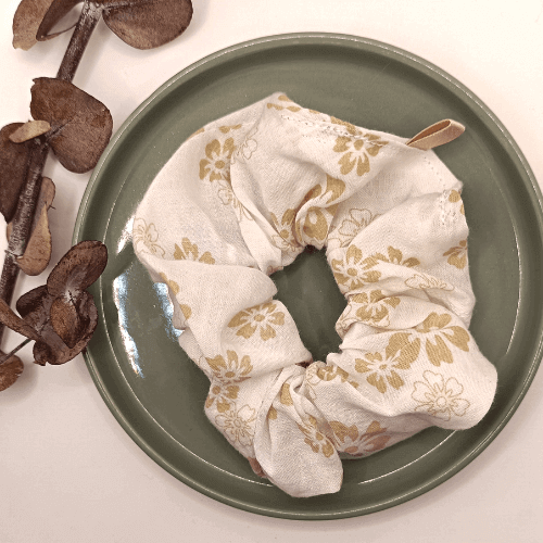 Chouchou blanc à fleurs - Nodo
